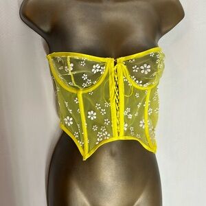 Savage x fenty yellow and white floral lace up corset bra size medium
